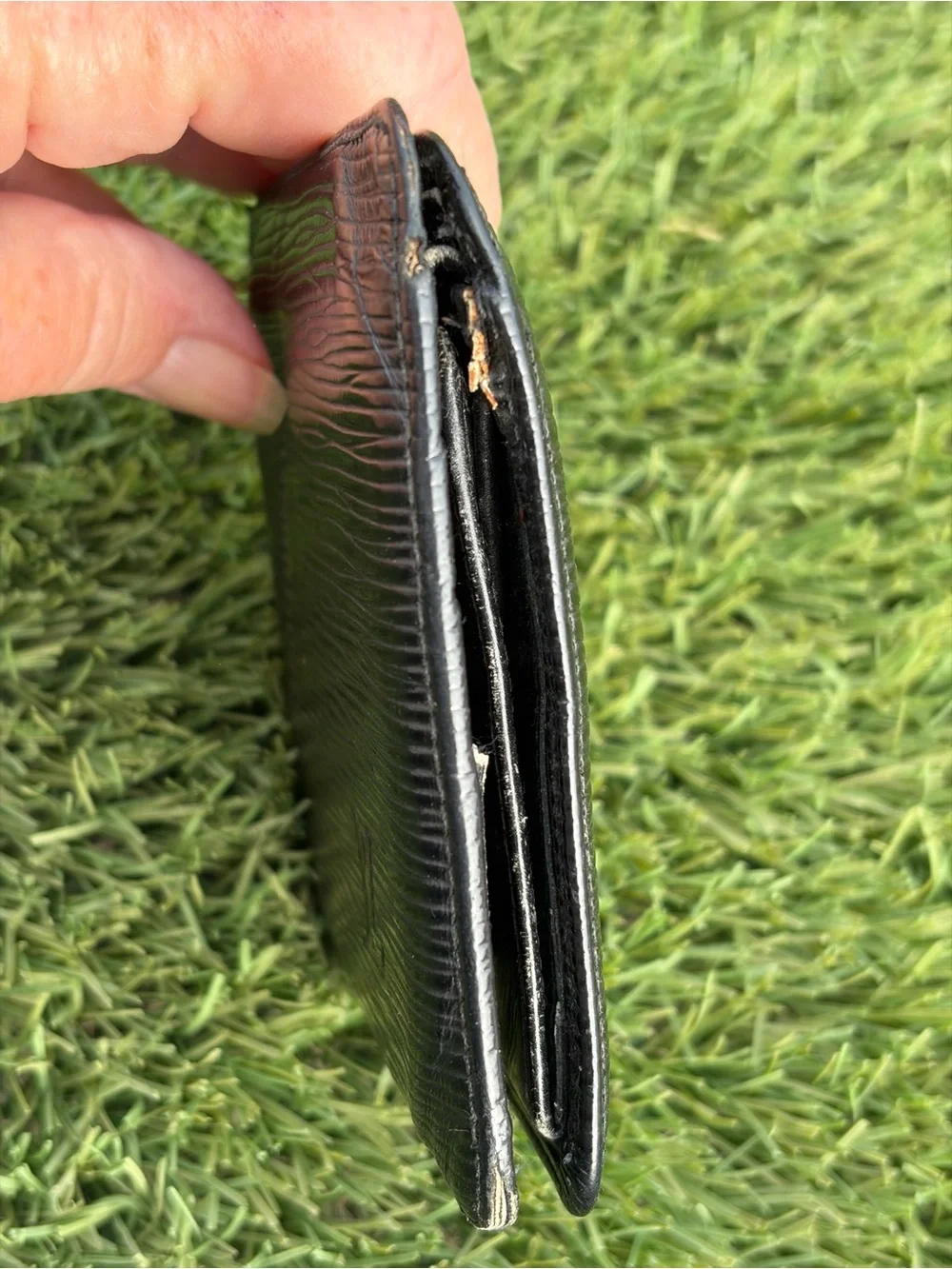 Louis Vuitton Men’s Mallitier Epi Leather Wallet